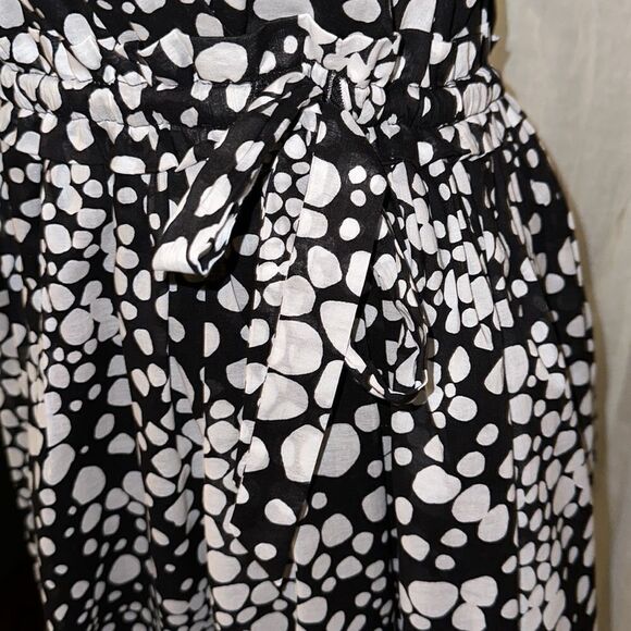 MK 12 Black White Spotted Polka Pebbles Sleeveless Faux Wrap V-Neck A-Line Dress - Picture 7 of 13